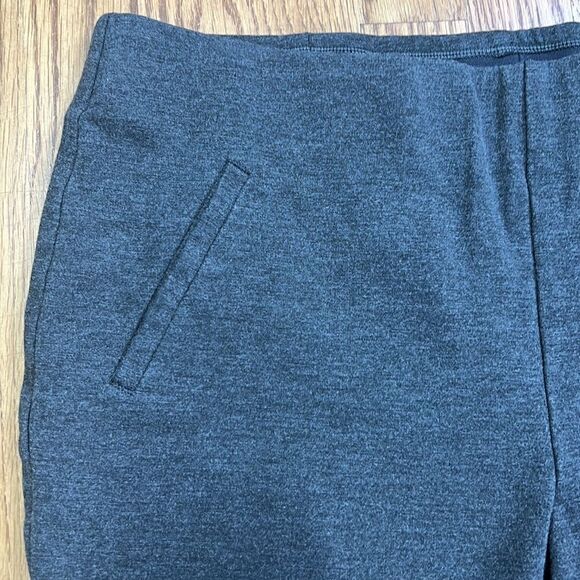 Chicos Stretch Capri/Crop Pants Medium - Picture 3 of 4